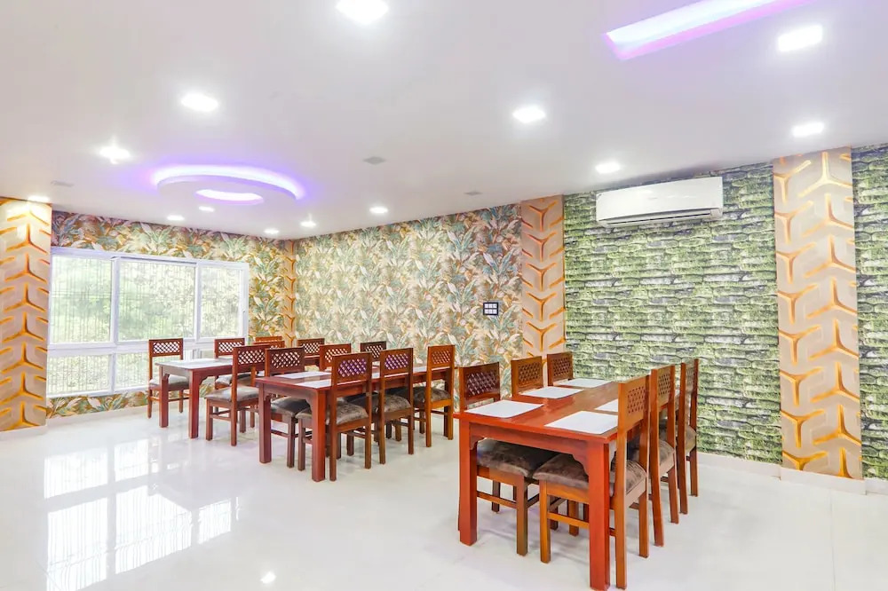 Hotel O Paras