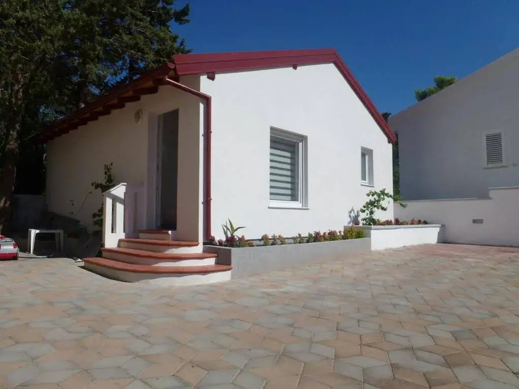 Villa Ani