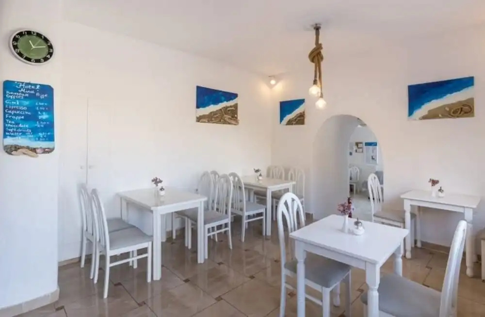 Mina Beach Hotel