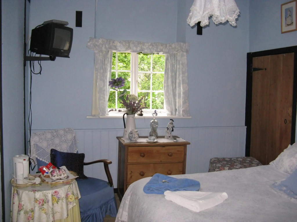 East Farm House B&B