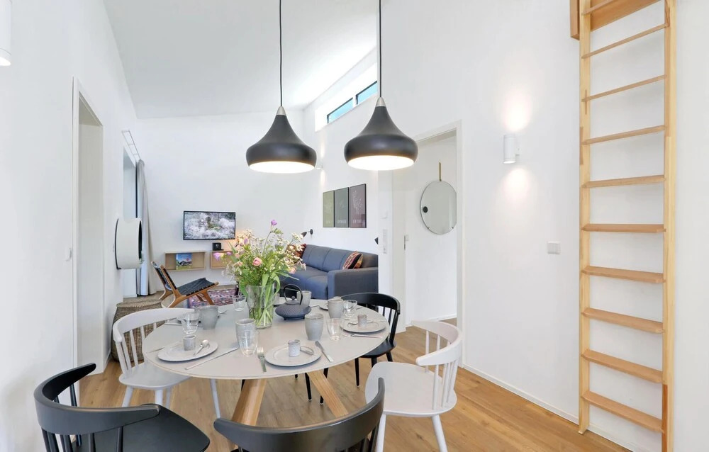 Awesome Home In Lembruchdümmer See