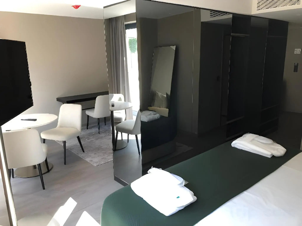OMID Saldanha Hotel