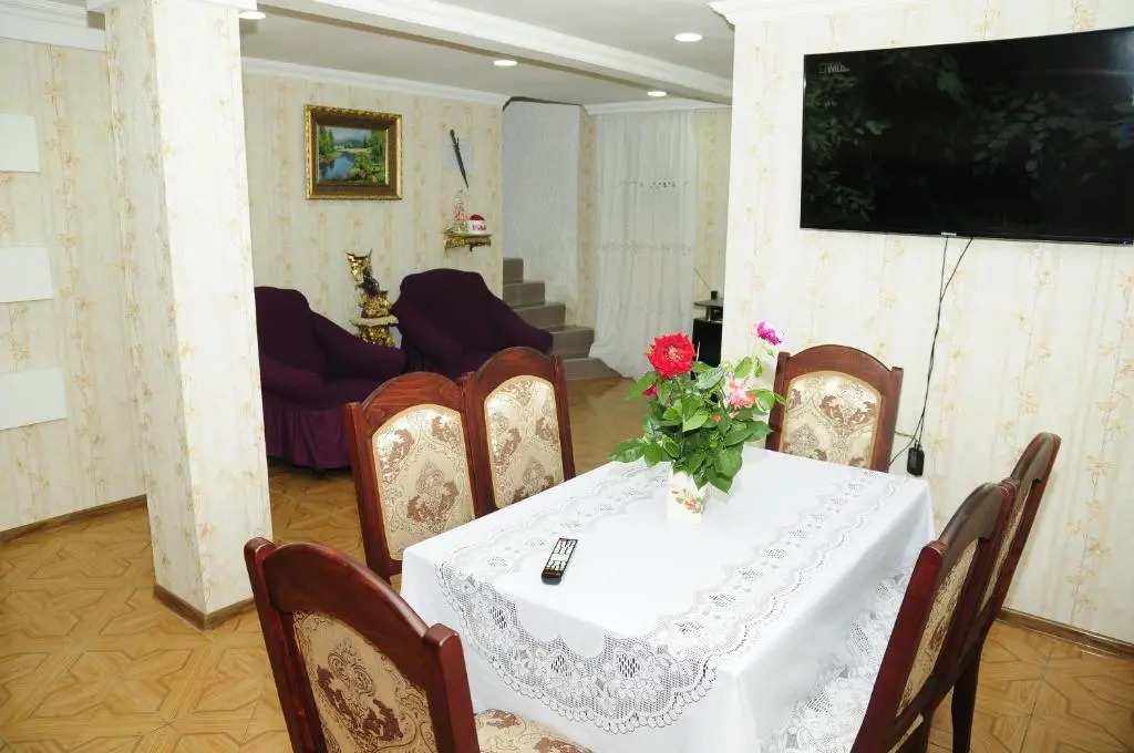 Guest House IVO