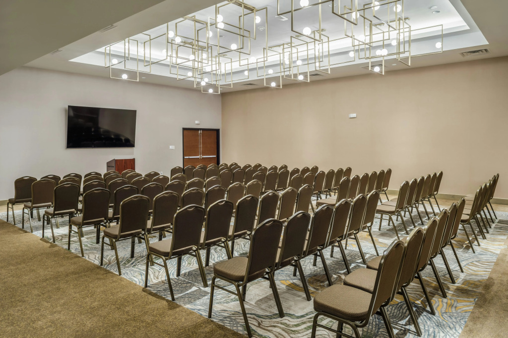 DoubleTree by Hilton Laredo