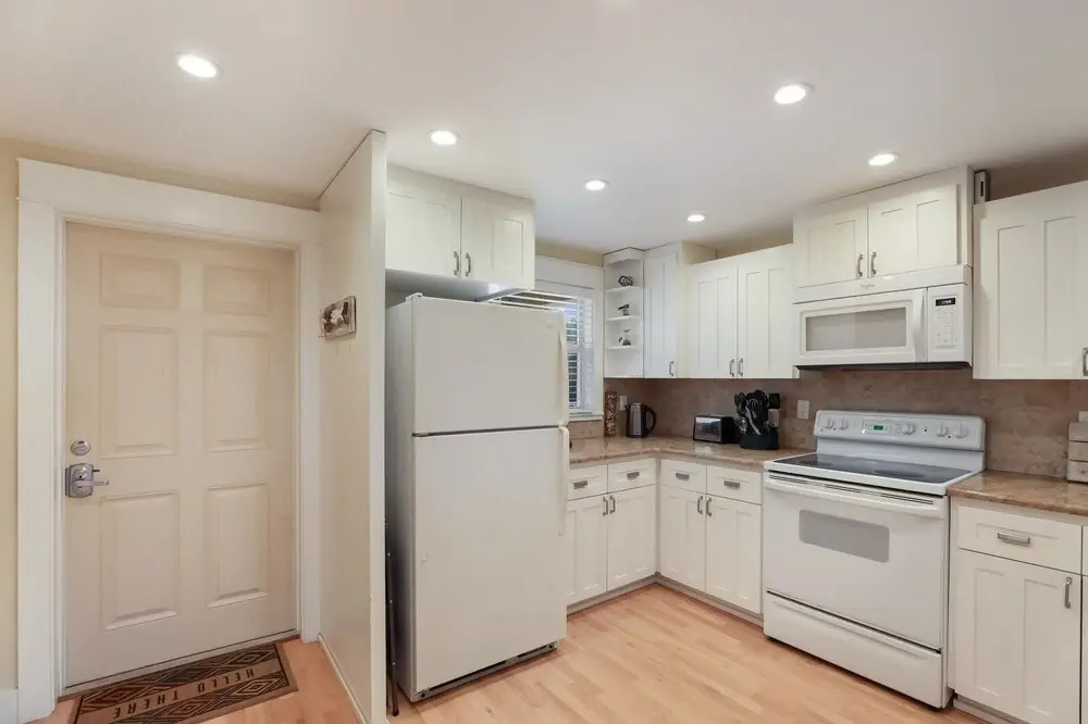 Gulf Sands 108 2 Bedroom Condo by RedAwning