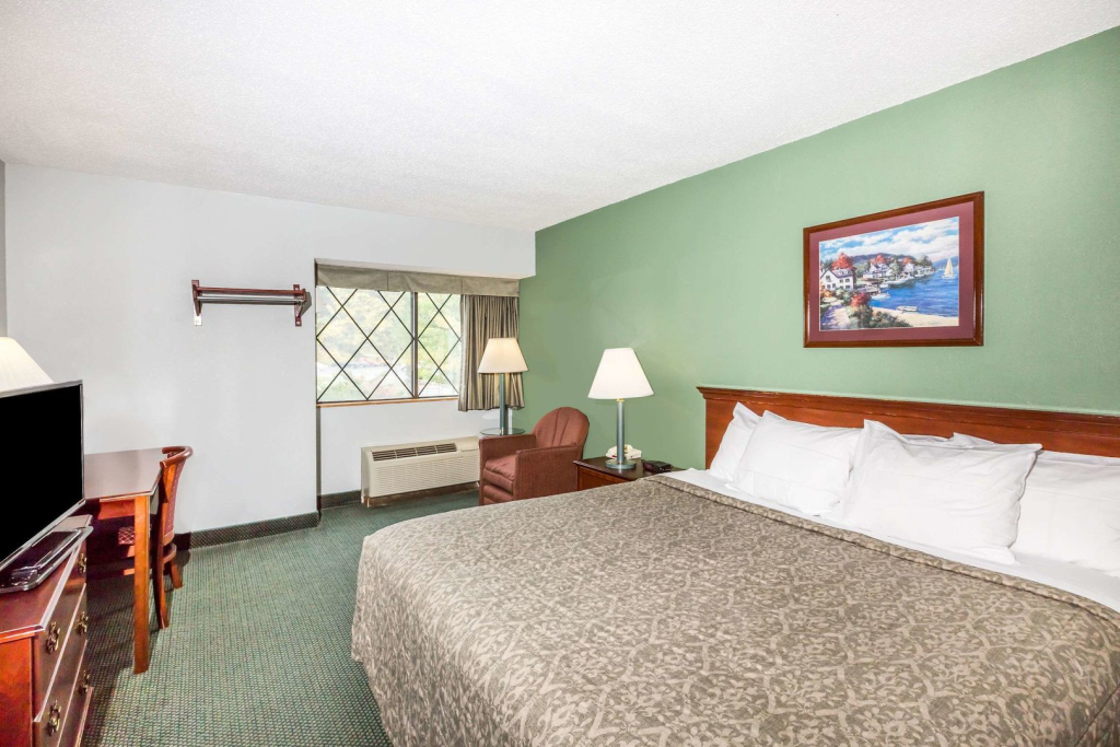 FairBridge Inn Express Nyack