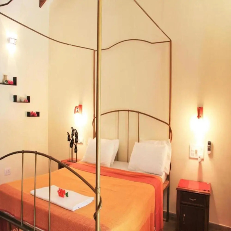 Papa Jolly Eco Resort-Near Morjim Beach