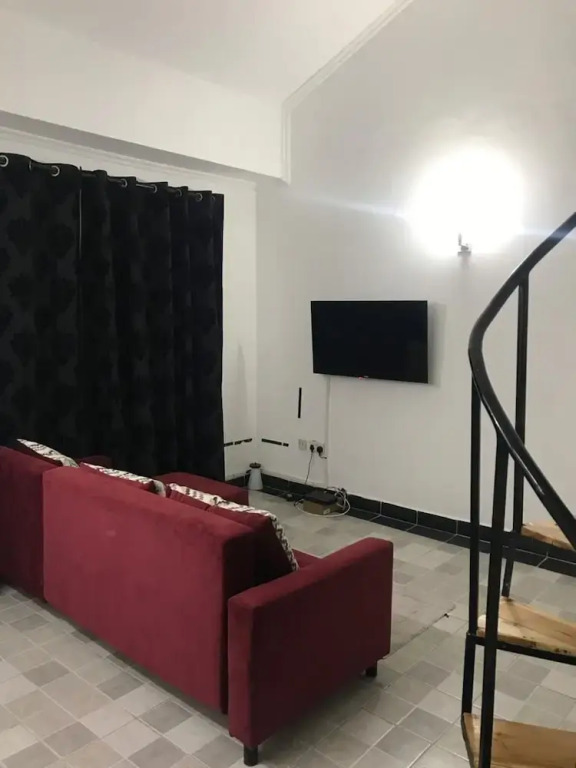Elmado Apartments