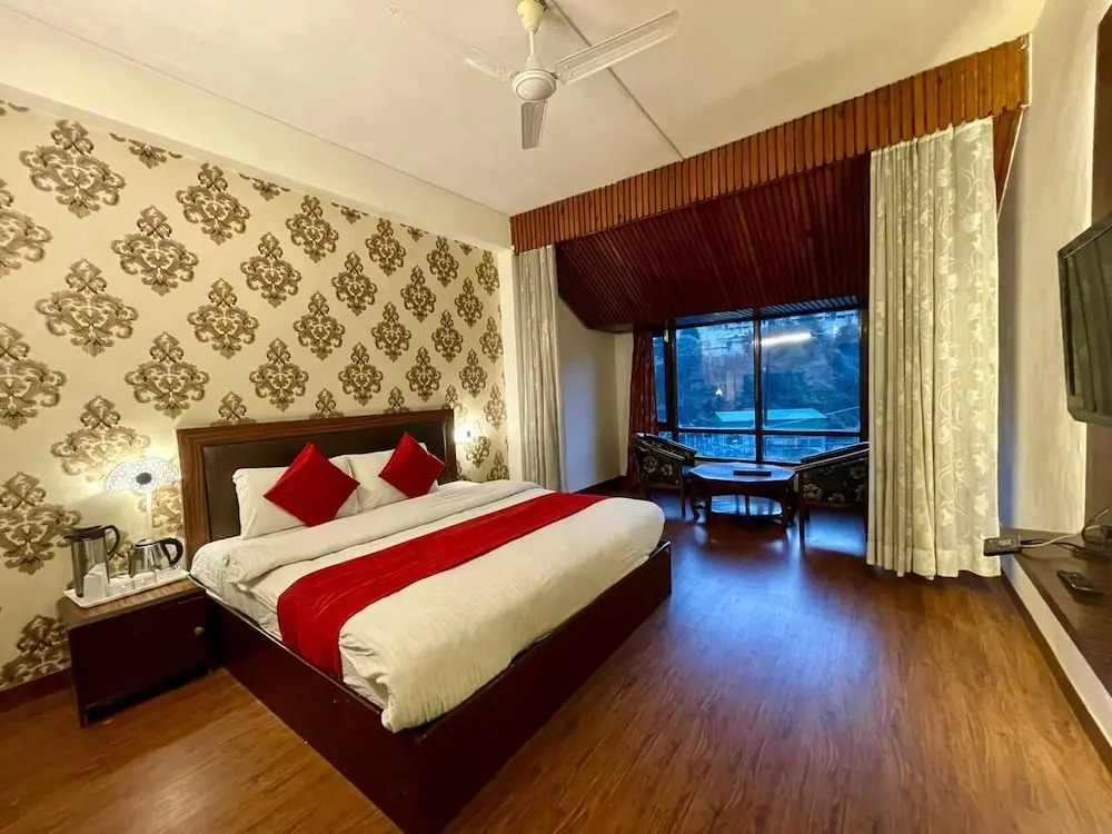 Hotel Sitara International