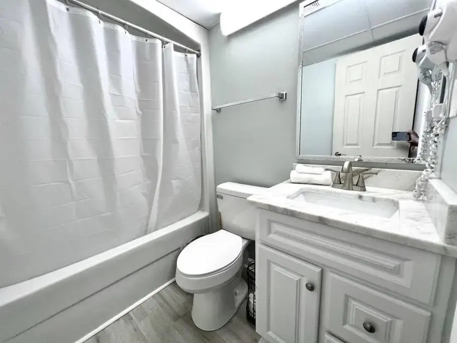 *FRESH NEW OCEANFRONT*Pool*KING Bed*OMG VIEW*Approved Dogs*F22-4
