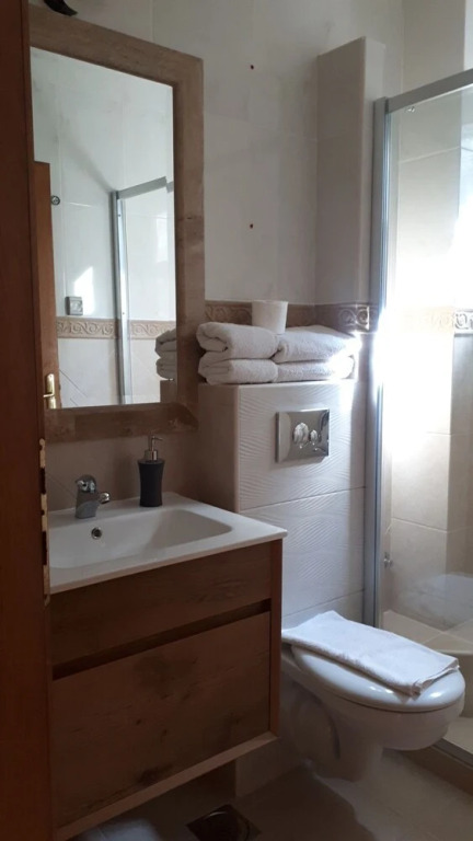 Levantin Inn 12 Room N12