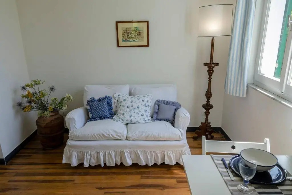 ALTIDO Lovely Apt for 2, with Terrace and Lovely View