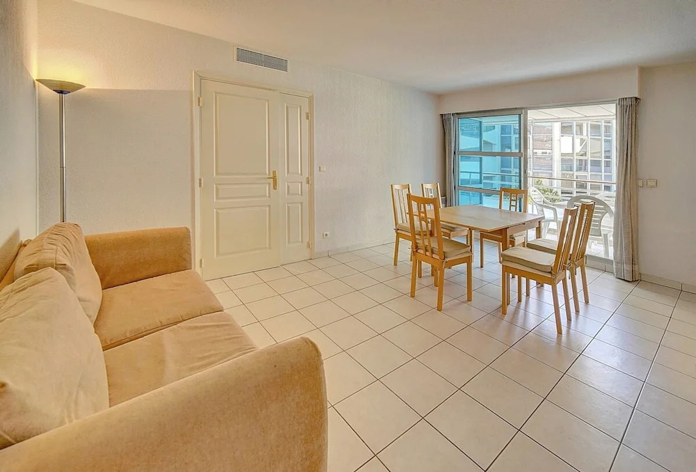 3 Pieces Spacieux Cannes Centre A2b067