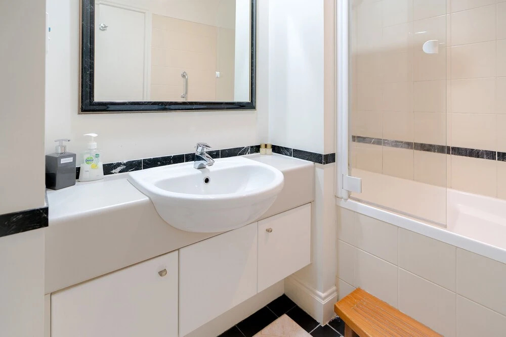 Private Apartment at 4.5 Star Hotel
