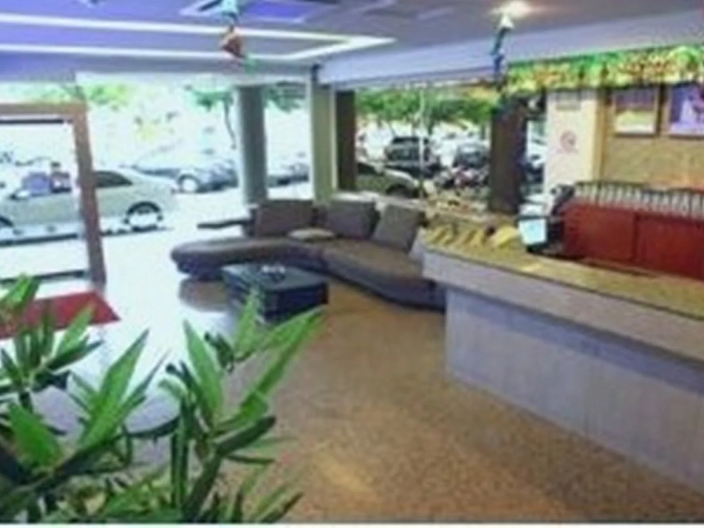 Royal Hotel