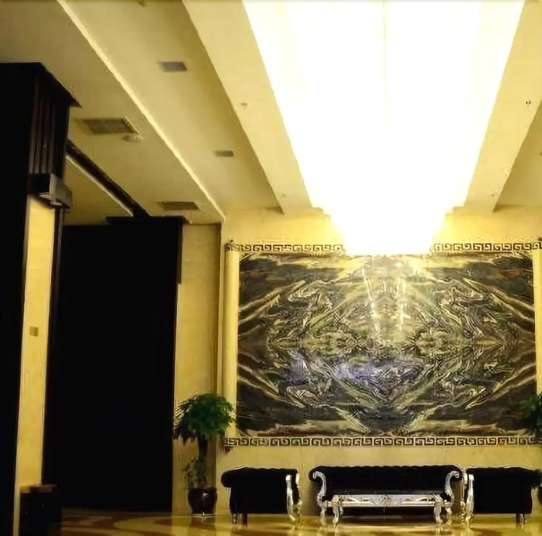 Qingdao Yunfatins Hotel