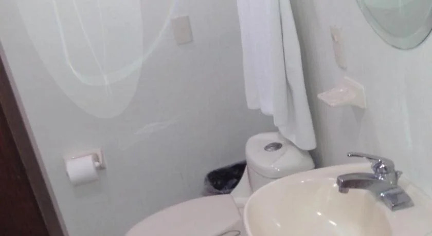 Hotel Uke Inn Terán
