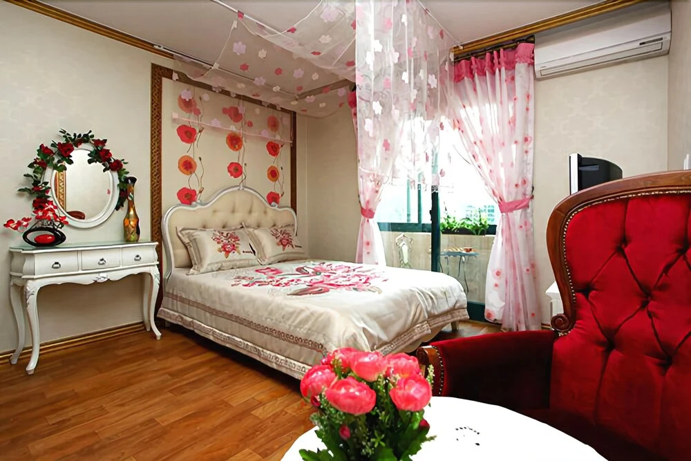 Yangyang Wink Pension