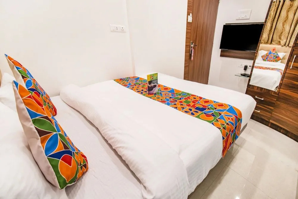 Fabhotel Grand Inn