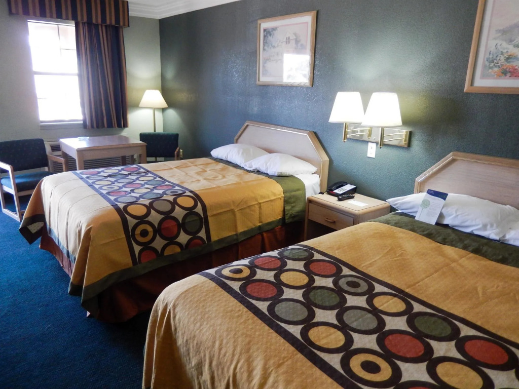 Motel 6-Marshall, TX