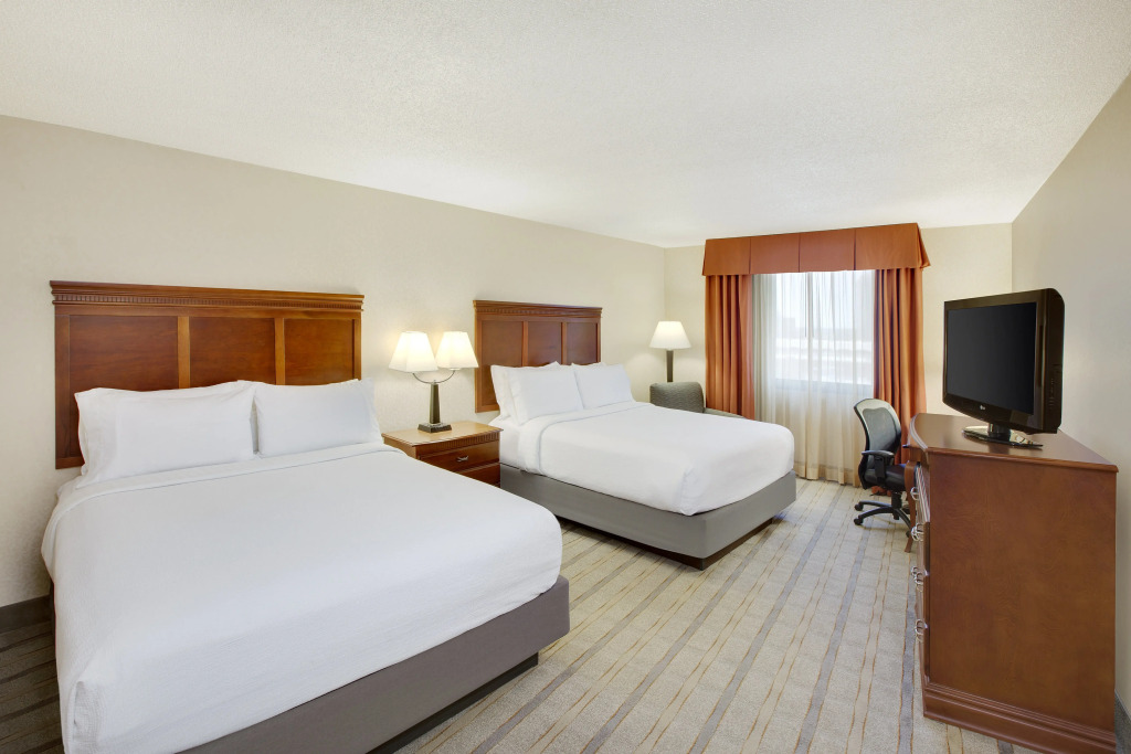 Holiday Inn Express Dallas Market Center by IHG