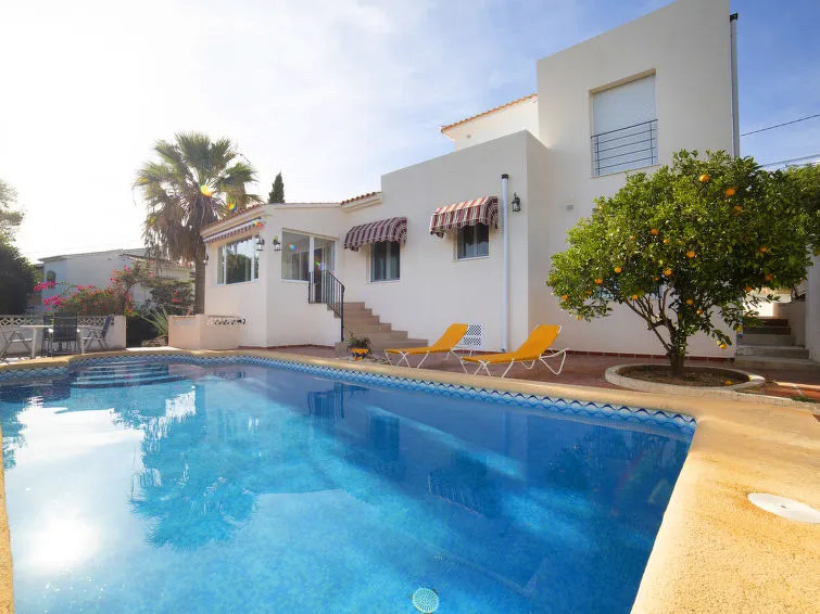 Villa Baladrar by Abahana Villas