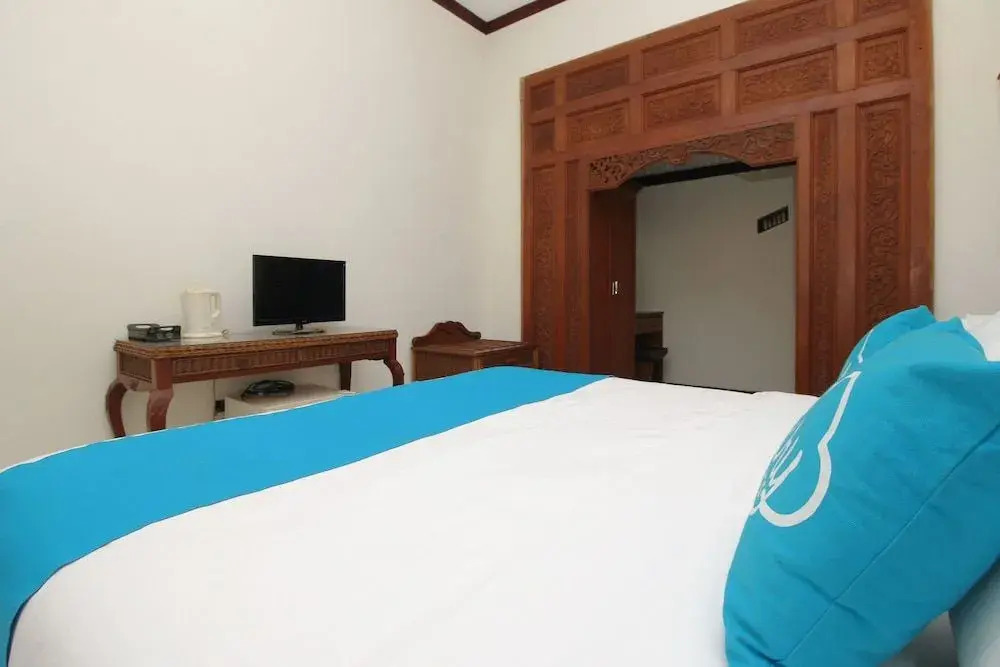 Airy Darmo Khairil Anwar 10 Surabaya