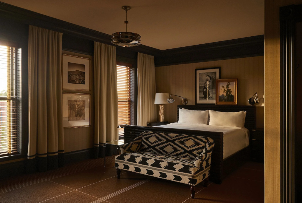 Hotel Jerome, Auberge Collection