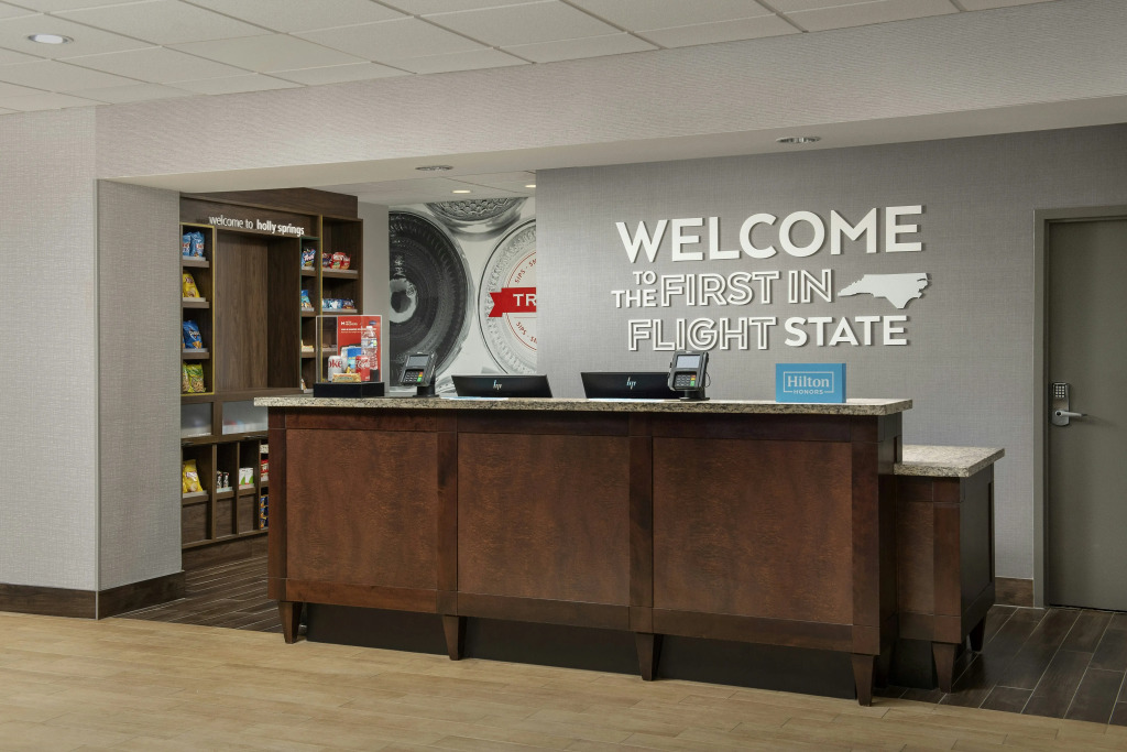 Hampton Inn & Suites Holly Springs