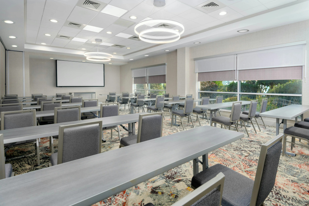 Hilton Garden Inn Buffalo Airport