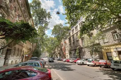 Little Americas Westend Residence Apartments