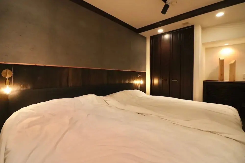 sunmallcrest403