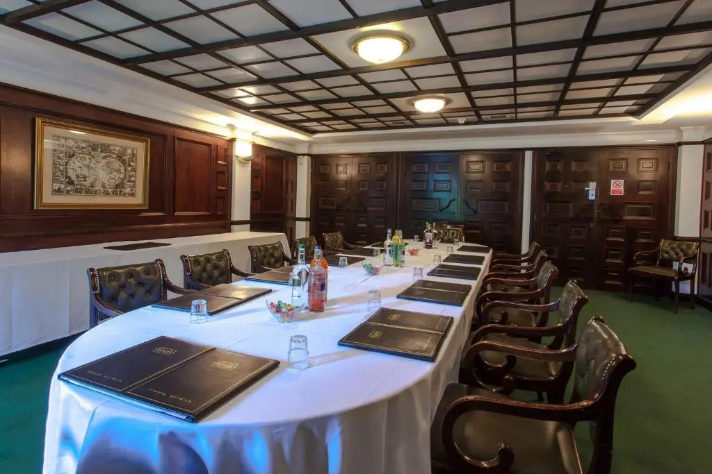 Europa Gatwick Hotel