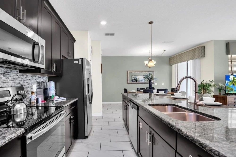 4804crusoe 4 Bedroom Townhouse