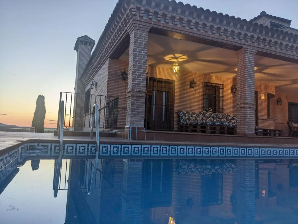 Villa El Rosal del Pozo