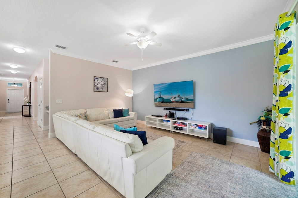 Theatre & Games - Luxe Resort +10 Min Disney +pets