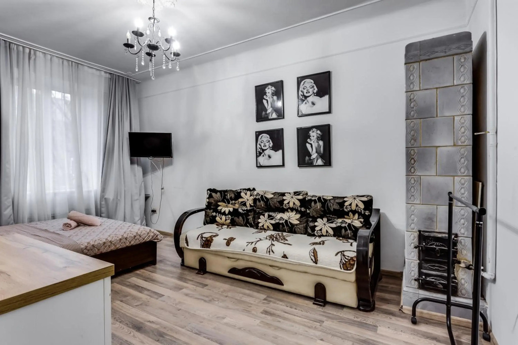 Apartment near Circus