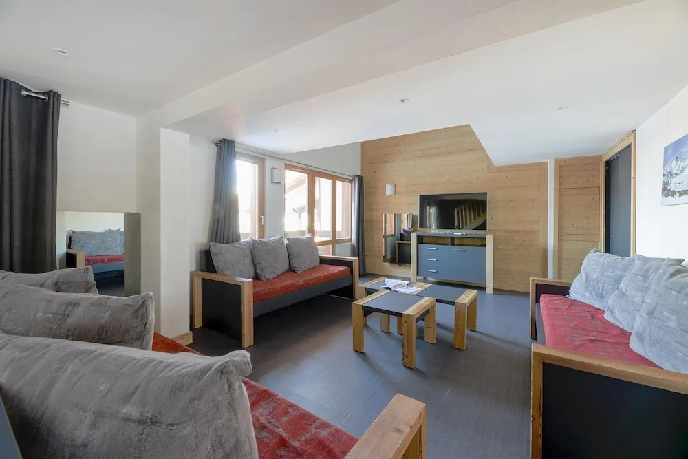 Residence LES Coches 7 Rooms in a Family Resort at the Bottom of the Slopes Bac623