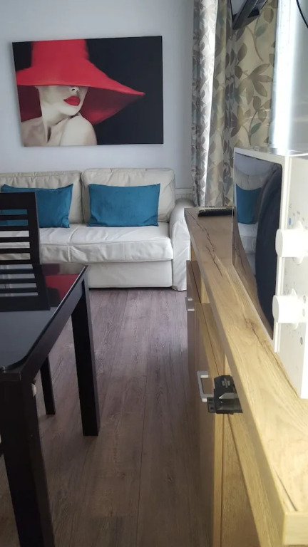 Balcescu Apartment 33