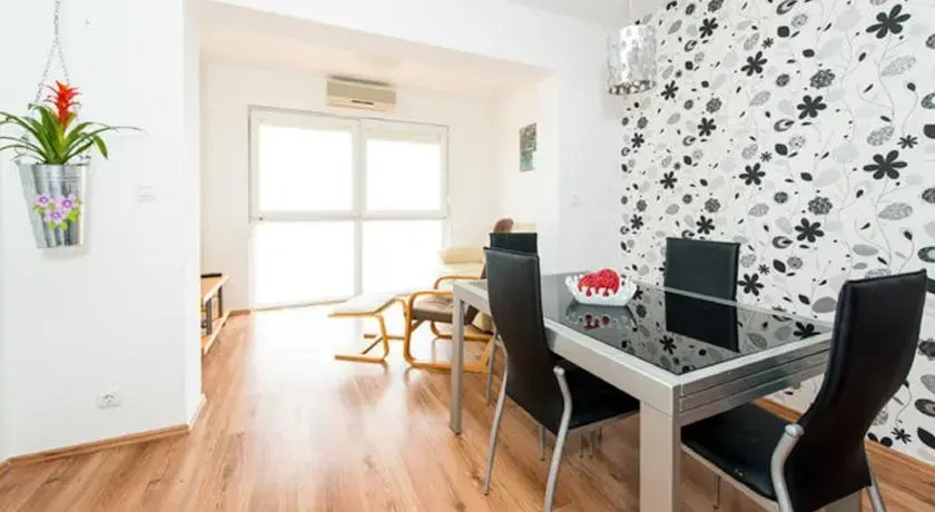 Nice View Apartment