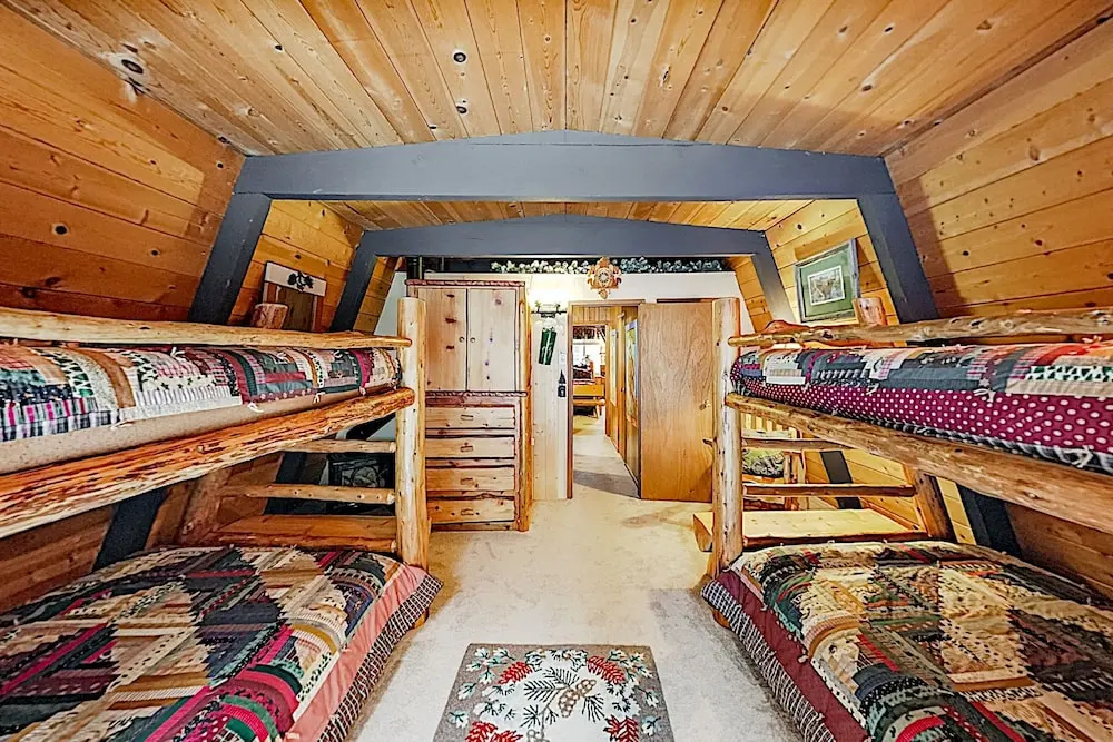 New Listing! Woodsy Cabin w/ Hot Tub, 3 Decks home