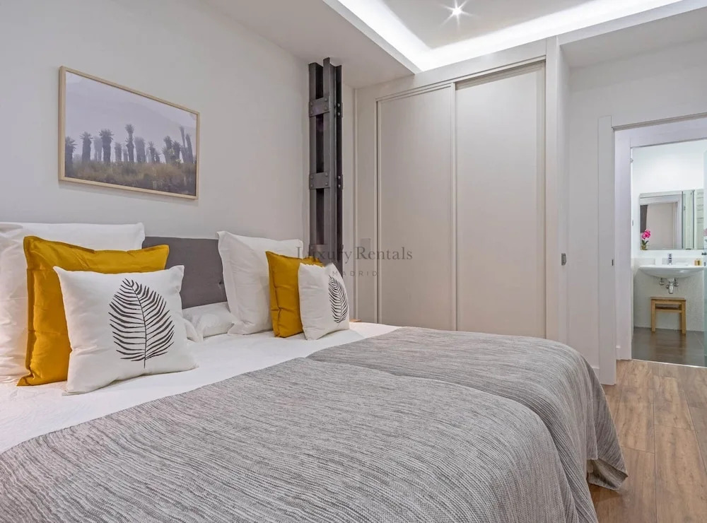 Beautiful 2 bedrooms near Retiro Park ( Lagasca Retiro II )