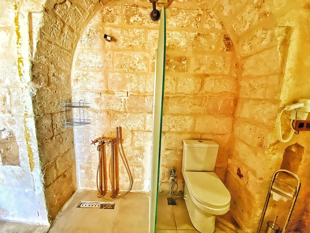 Fairouz Konak Otel