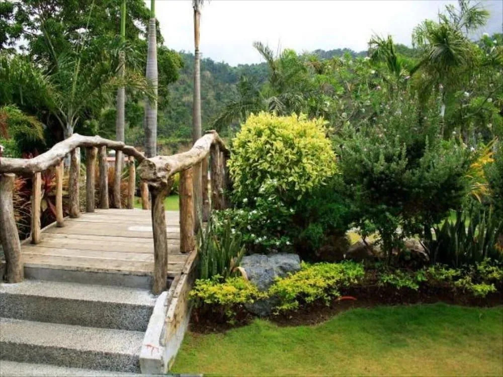 88 Hotspring Resort