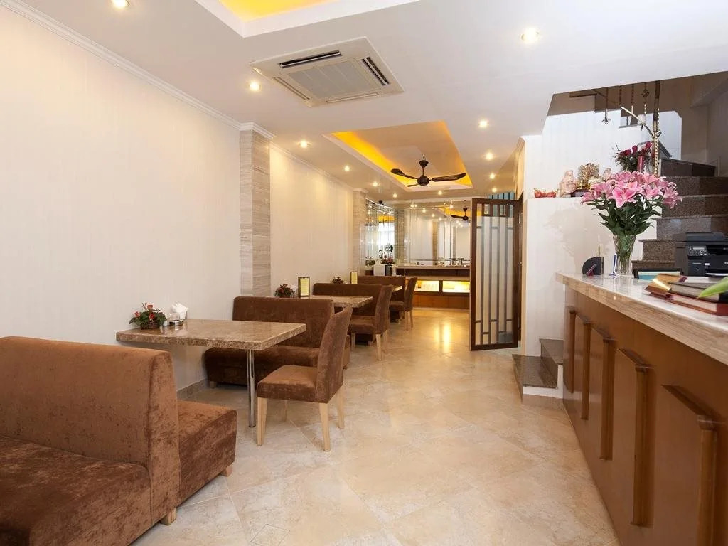 Rising Dragon Villa Hotel