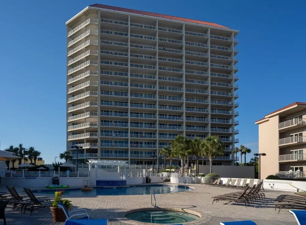 Tides of Tops'l 1008 by Destin Getaways