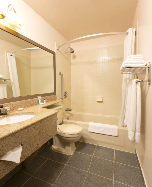 Best Western Laval-Montreal