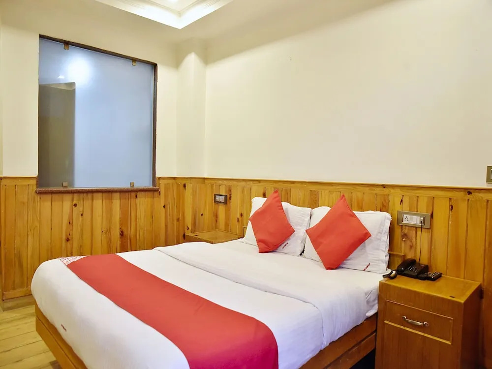 Hotel wood Castle