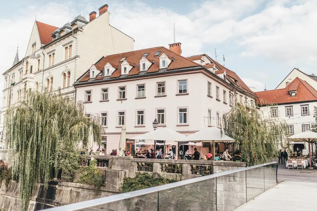 Tromostovje apartments