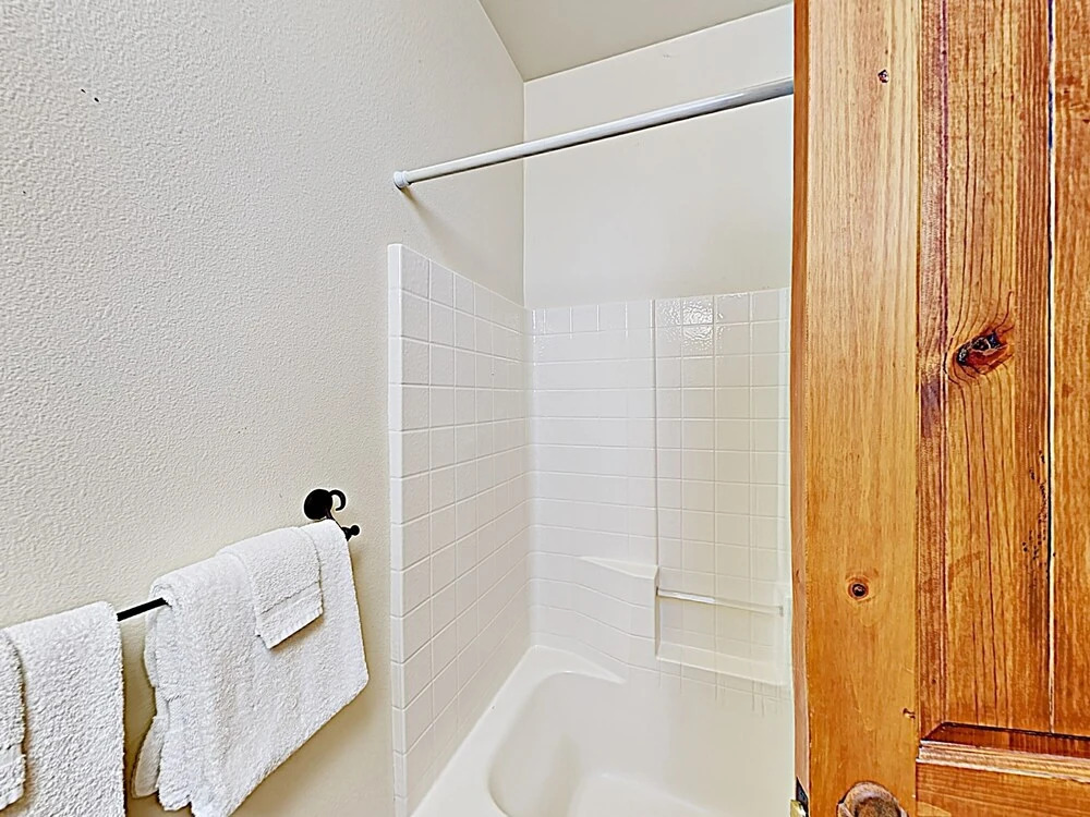 Aquila Lodge W/ Hot Tub & Sharc Access! 3 Bedroom Townhouse